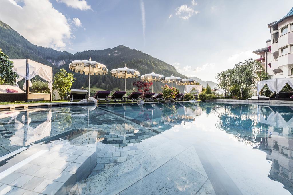 Alpin Garden Luxury Maison & Spa - Adults Only Hotel Ortisei Exterior photo